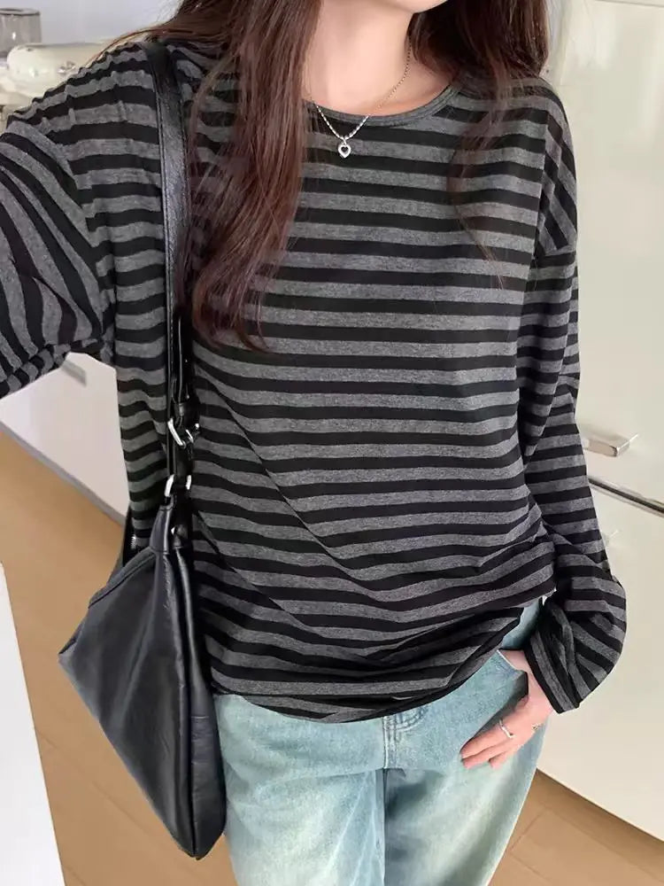 Autumn Women Harajuku Striped T Shirt Long Sleeve O-Neck Casual Oversize Top Femme Streetwear Black Grey Loose Street Tops Y2K